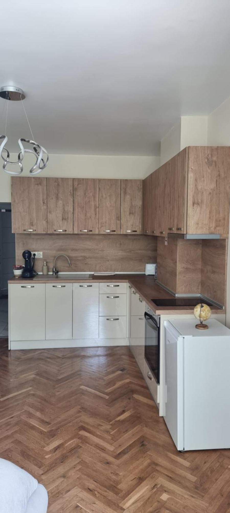 Central Luxe Apartament Mimoza فارنا المظهر الخارجي الصورة